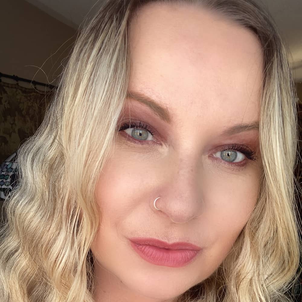Perfectly Imperfect Fearless Eyeshadow (unboxed)